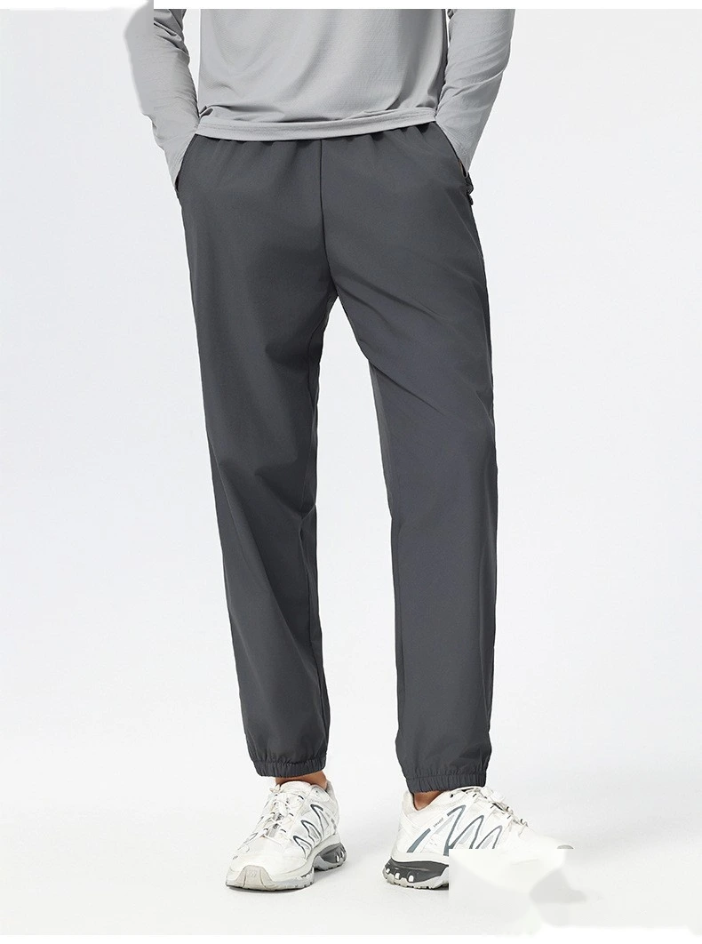 Customized nylon woven men's multi-pocket and multi-functional outdoor running quick-drying pants detail