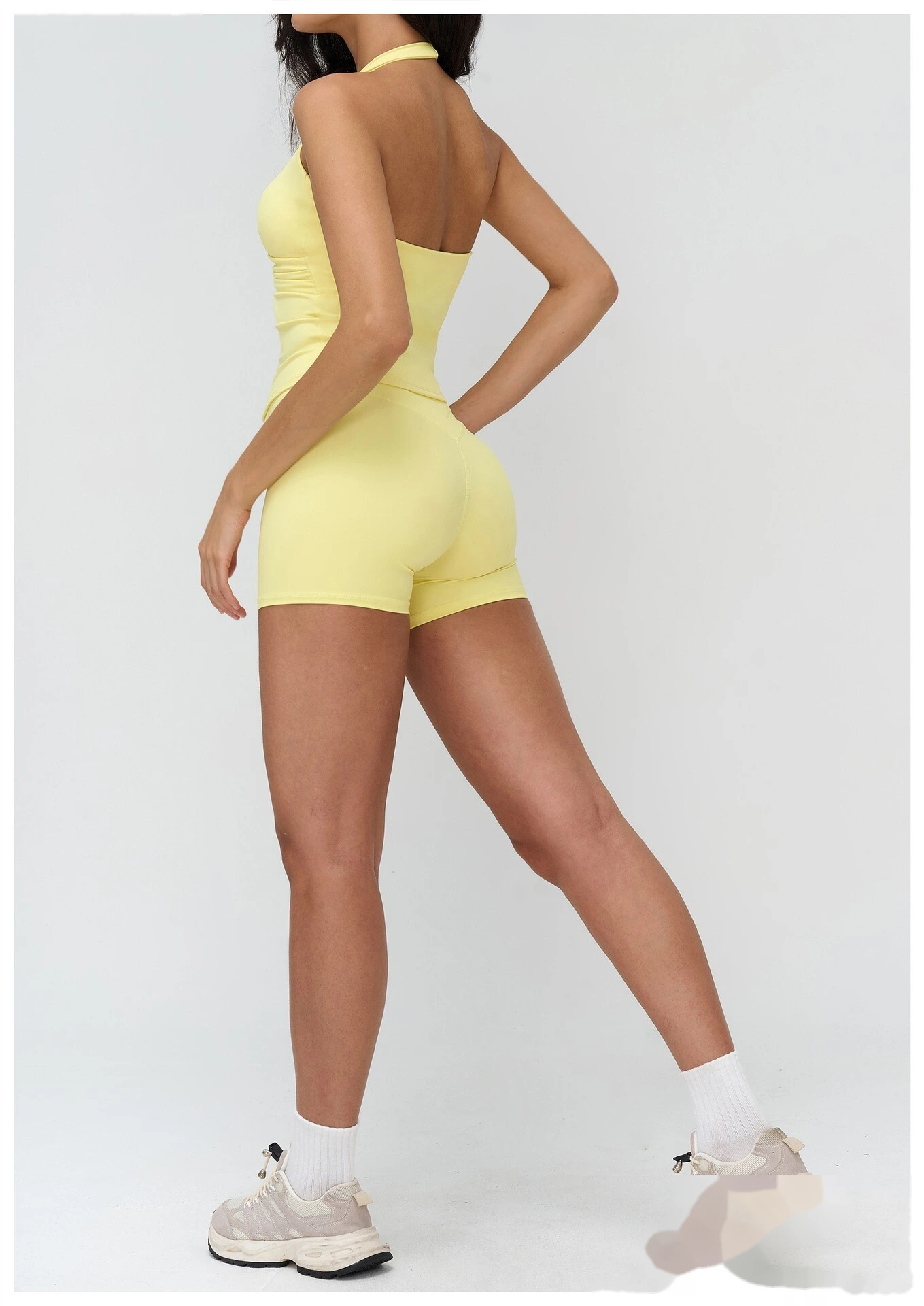 Custom V-Neck Halter Yoga Tank Top - Slim Fit Open Back Sports Bra for Running detail