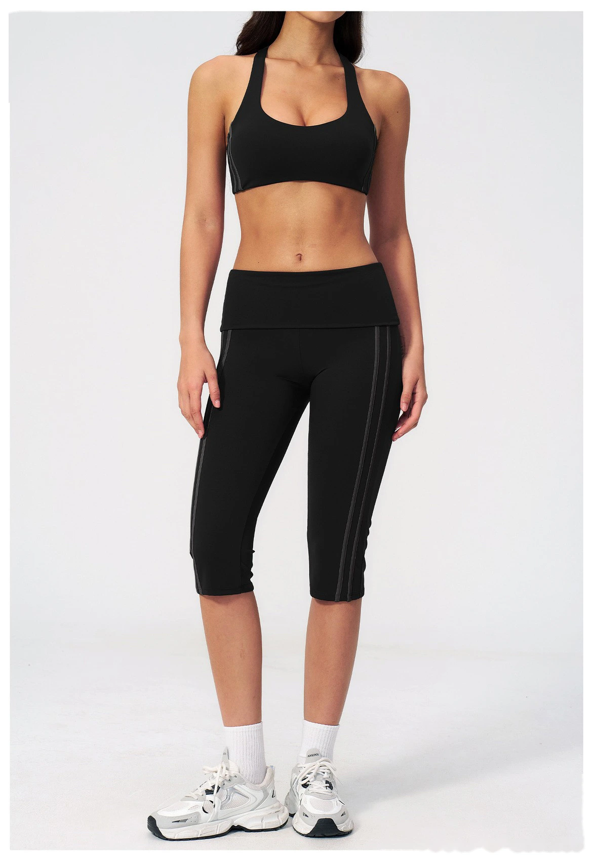 Custom Slim Fit Beauty Back Yoga Set Women, Outer Wear Quick Dry Running Fitness Activewear Set detail