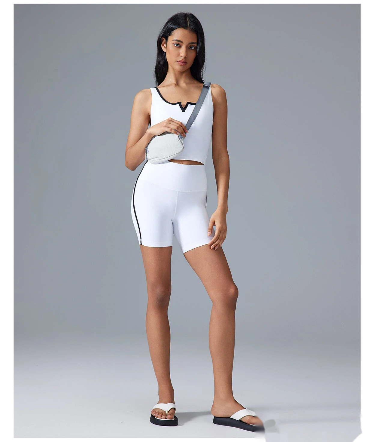 Customized fitness cycling shorts yoga pants tight elastic three-point sports shorts female summer detail