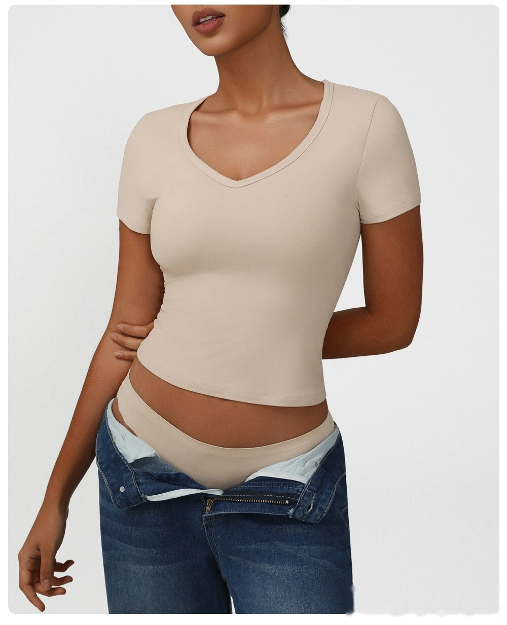 Custom tight fashion casual sports T-shirt small V-neck sexy high-elastic yoga clothes short-sleeved shirt detail