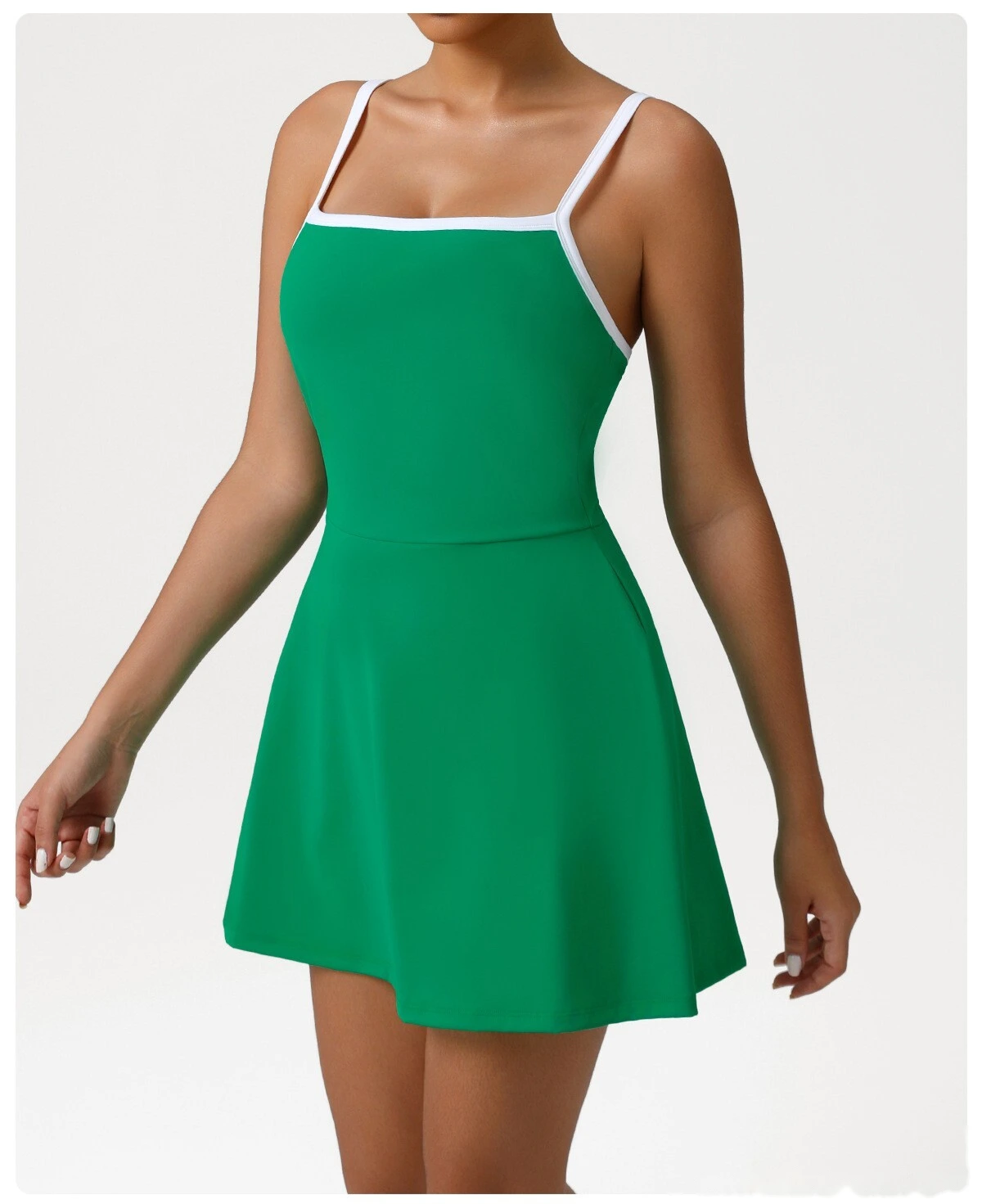 Customize the new sports style suspender dress tennis skirt waist slimming anti-exposure skirt with chest pad. detail