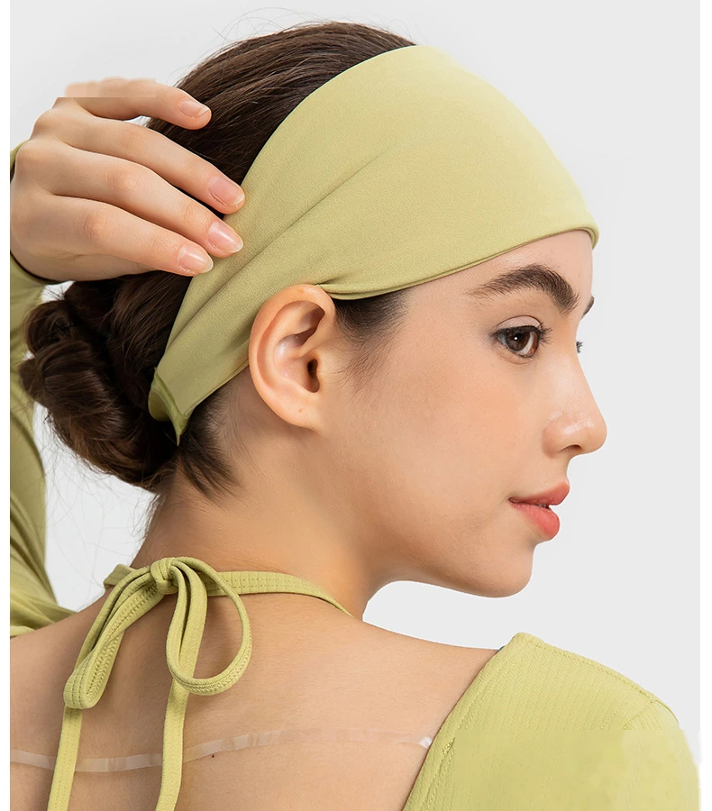 Yoga exercise headband with fitness running knitted sweat-absorbent belt quick-drying wide headband detail
