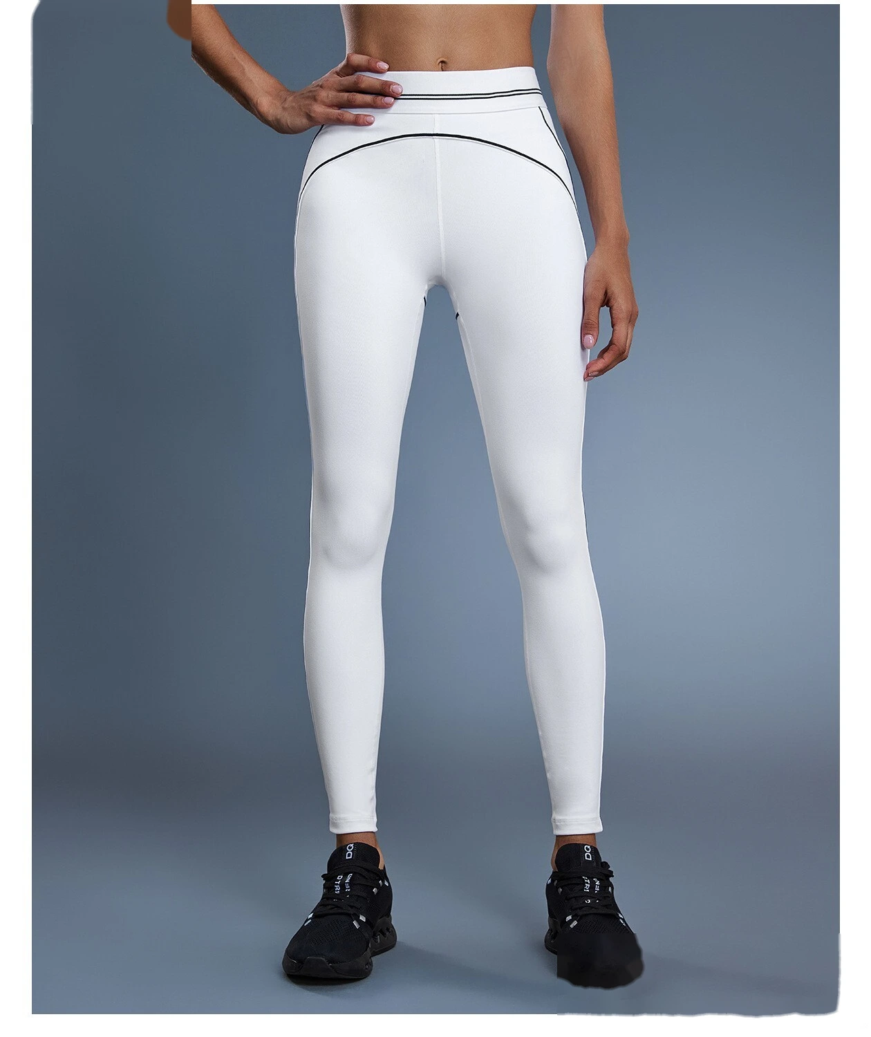 Stylish Color-Block High-Stretch Yoga Capris - Tummy-Control Butt-Lifting Tights for Running & Fitness detail