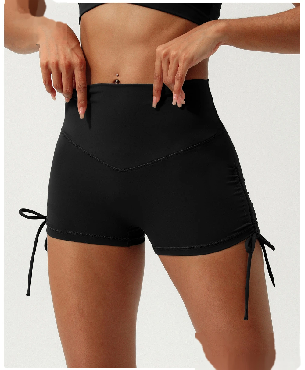 Custom-made nude quick-drying yoga shorts with rope-pulling and hip-lifting pants detail