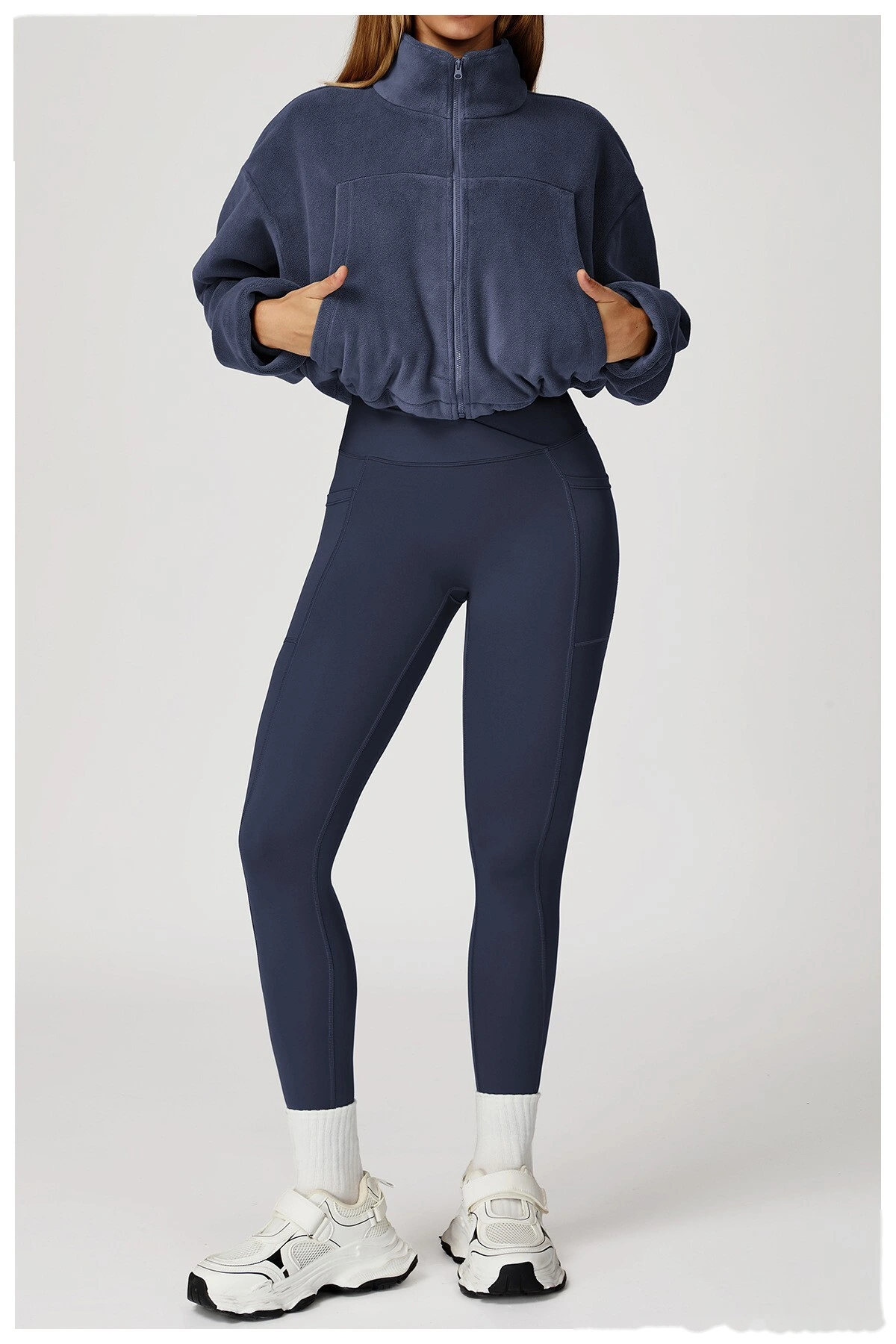Customized Stand-Collar Windproof Warm Polar Fleece Drawstring Jacket - Women’s Fleece-Lined Athletic Sweatshirt detail