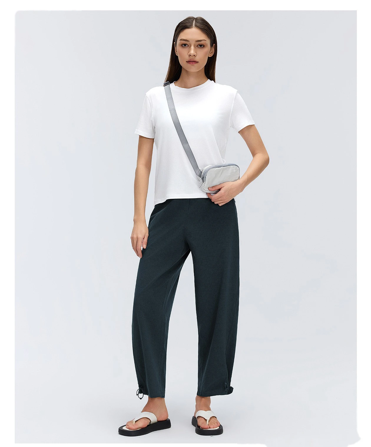 Women’s Spring Summer Casual Pants Drawstring Ankle Cuff Quick Dry Breathable Fitness Workout Cropped Pants detail