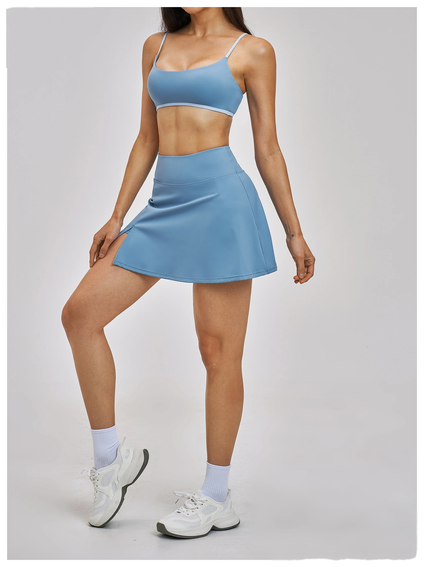 Custom Women’s Thin Shoulder Strap Beauty Back Sports Bra Fake Two Piece Tennis Skort Yoga Fitness Set detail