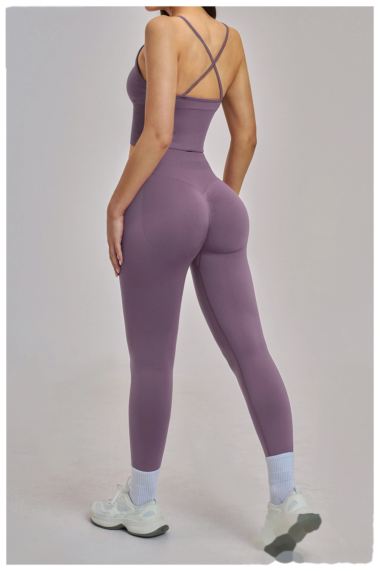 Custom Women’s Seamless 2 Piece Yoga Set Racerback Beauty Back Crop Top High Stretch Running Activewear detail