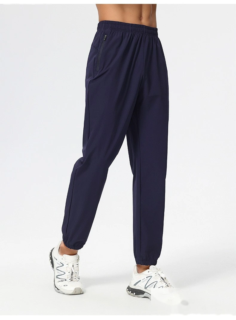 Customized nylon woven men's multi-pocket and multi-functional outdoor running quick-drying pants detail