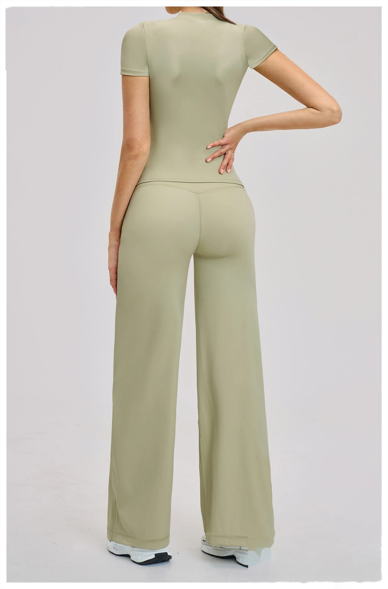 Custom Women's Yoga Set - High-Waisted Tight High-Stretch Leggings & Top for Outdoor Running Fitness detail