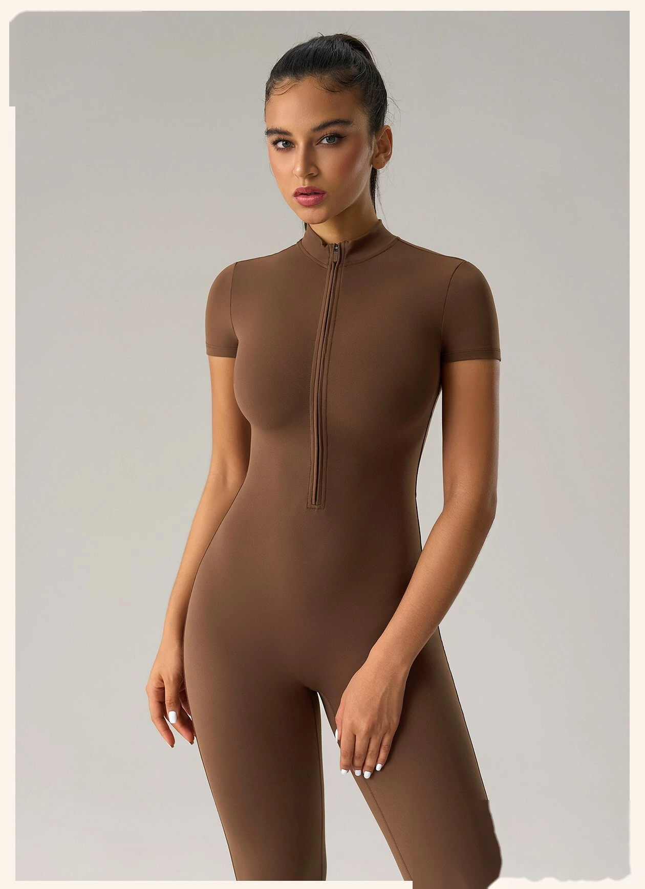 Custom Women’s Short Sleeve Zipper Front Yoga Bodysuit Tummy Control Butt Lifting Workout Jumpsuit detail