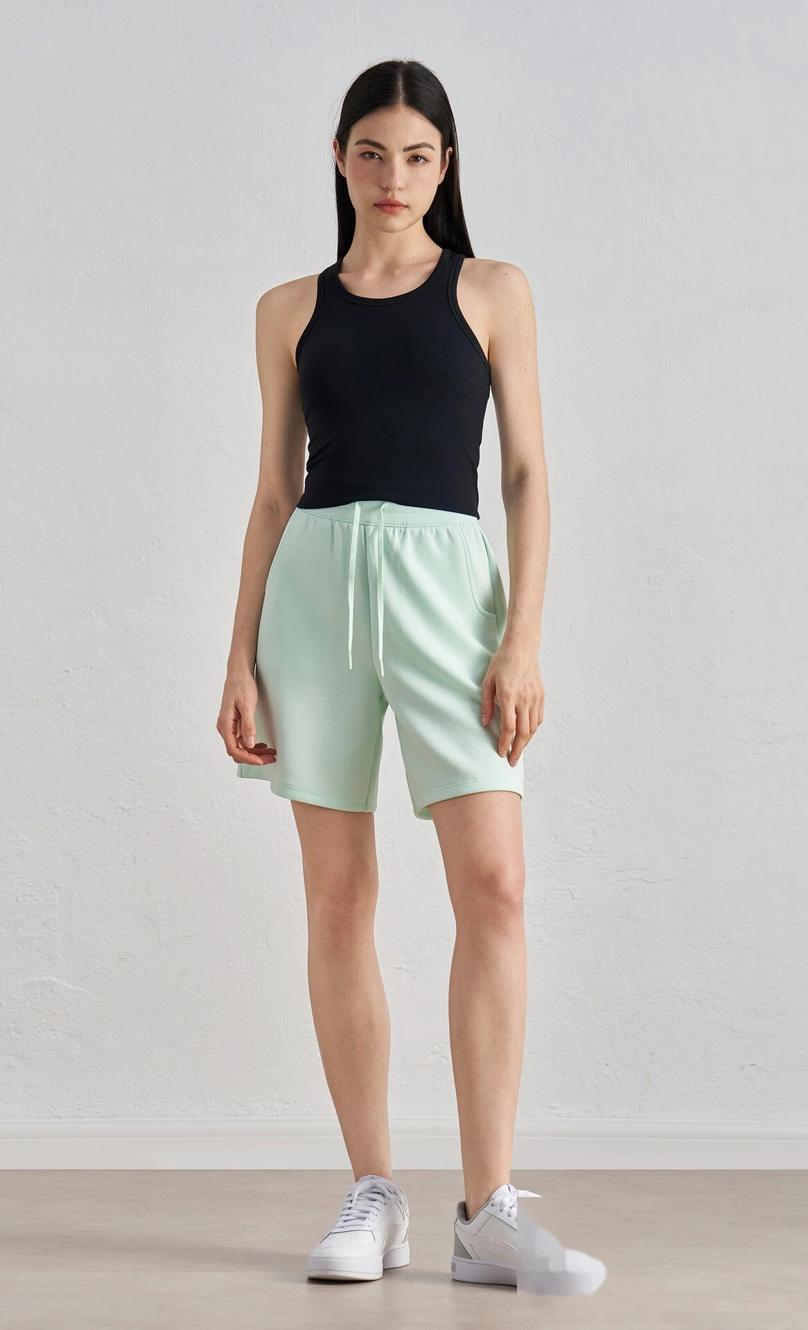 Air layer running shorts loose casual fitness five-point shorts female fitness shorts detail