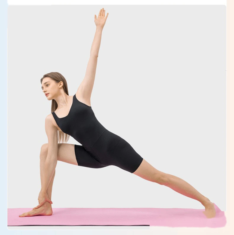 Double 6-shaped jumpsuit for women's abdomen and hip lifting yoga Pilates jumpsuit detail