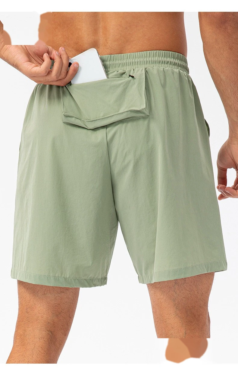 Customized men's summer loose running fitness shorts light and breathable quick-drying leisure sports pants. detail