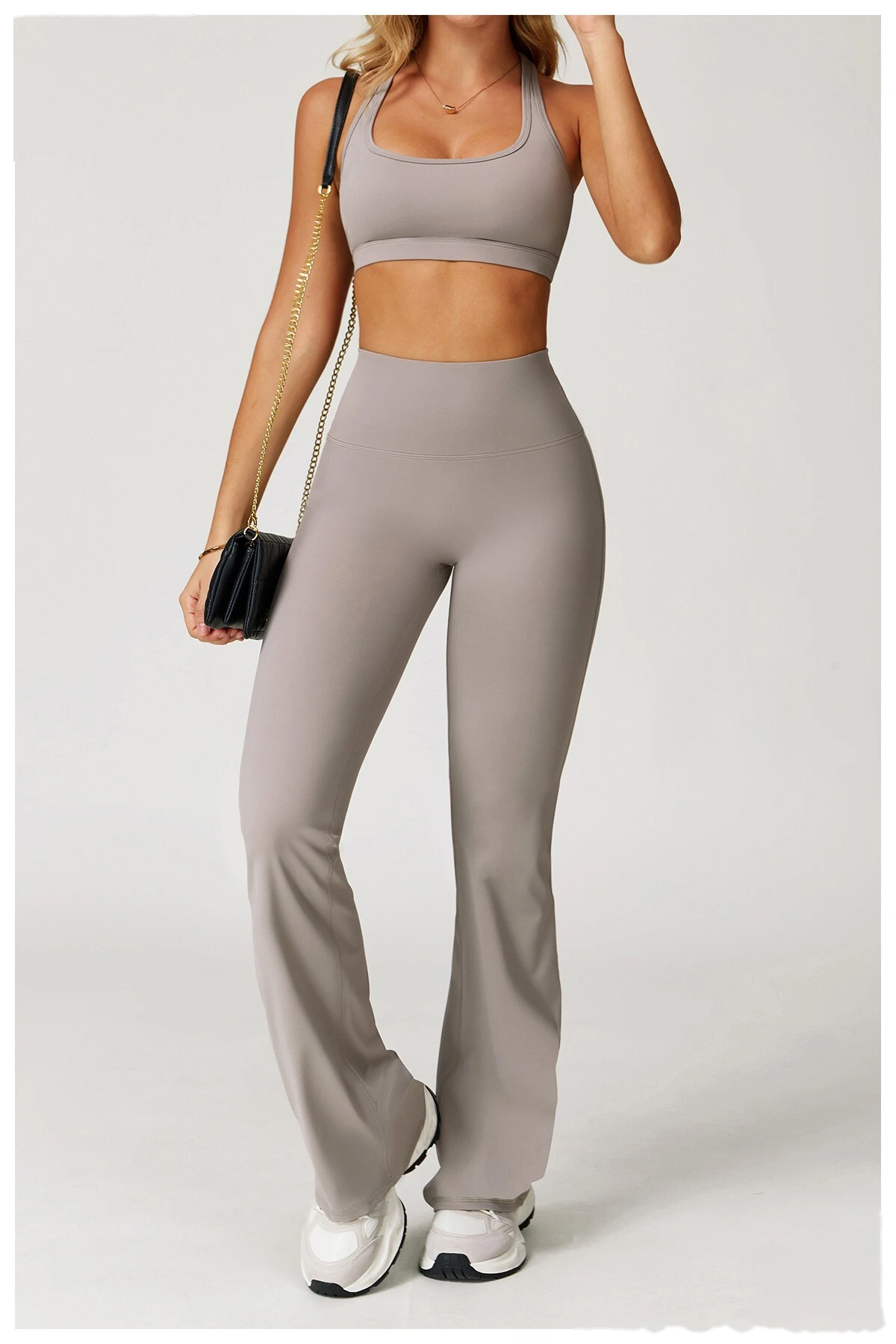 Soft and comfortable flared pants, wide legs and slim trousers, outdoor running and fitness pants detail