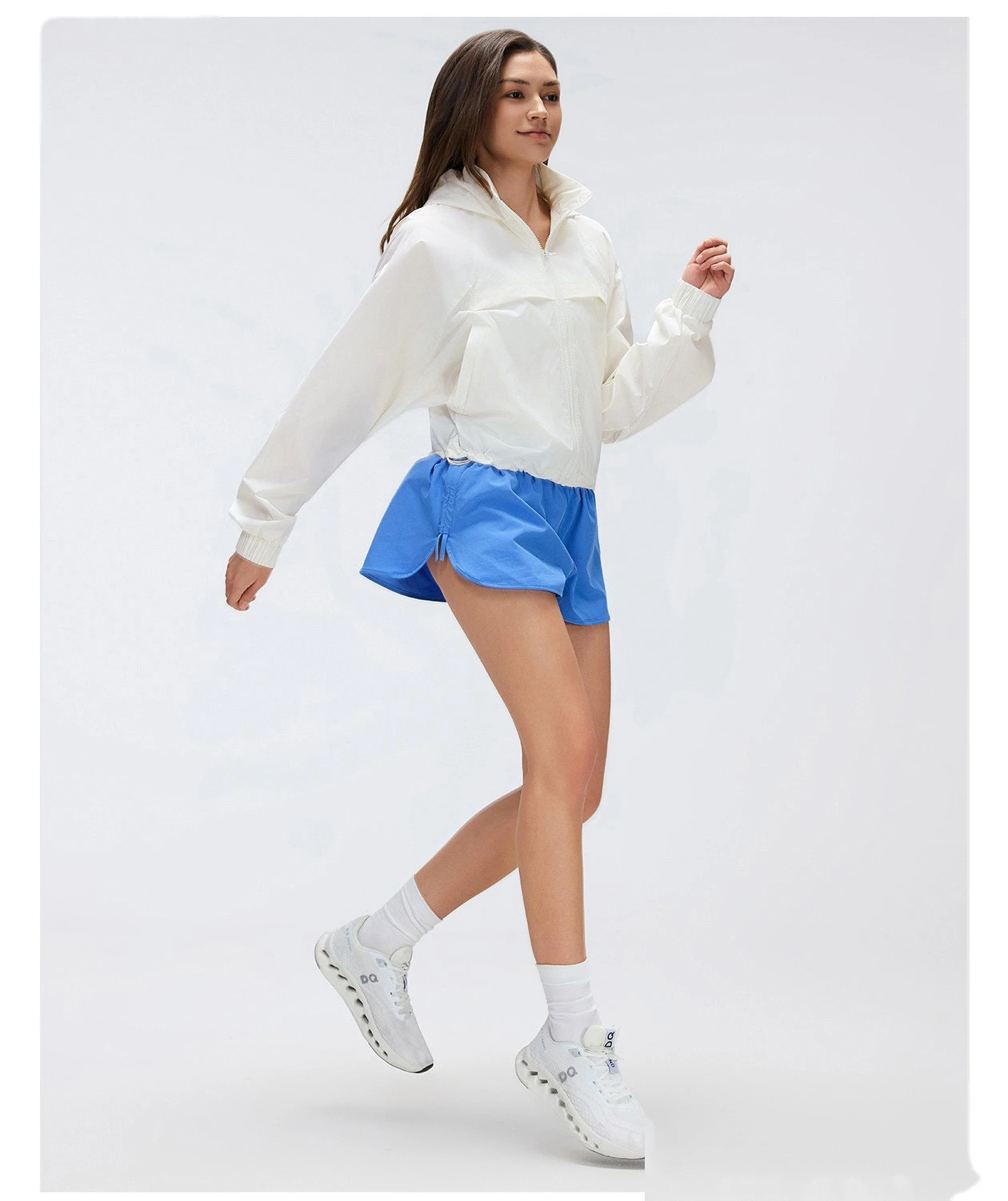 Women’s Short Hooded Sports Jacket Water Resistant Loose Fit Outdoor Workout Quick Dry Outerwear detail