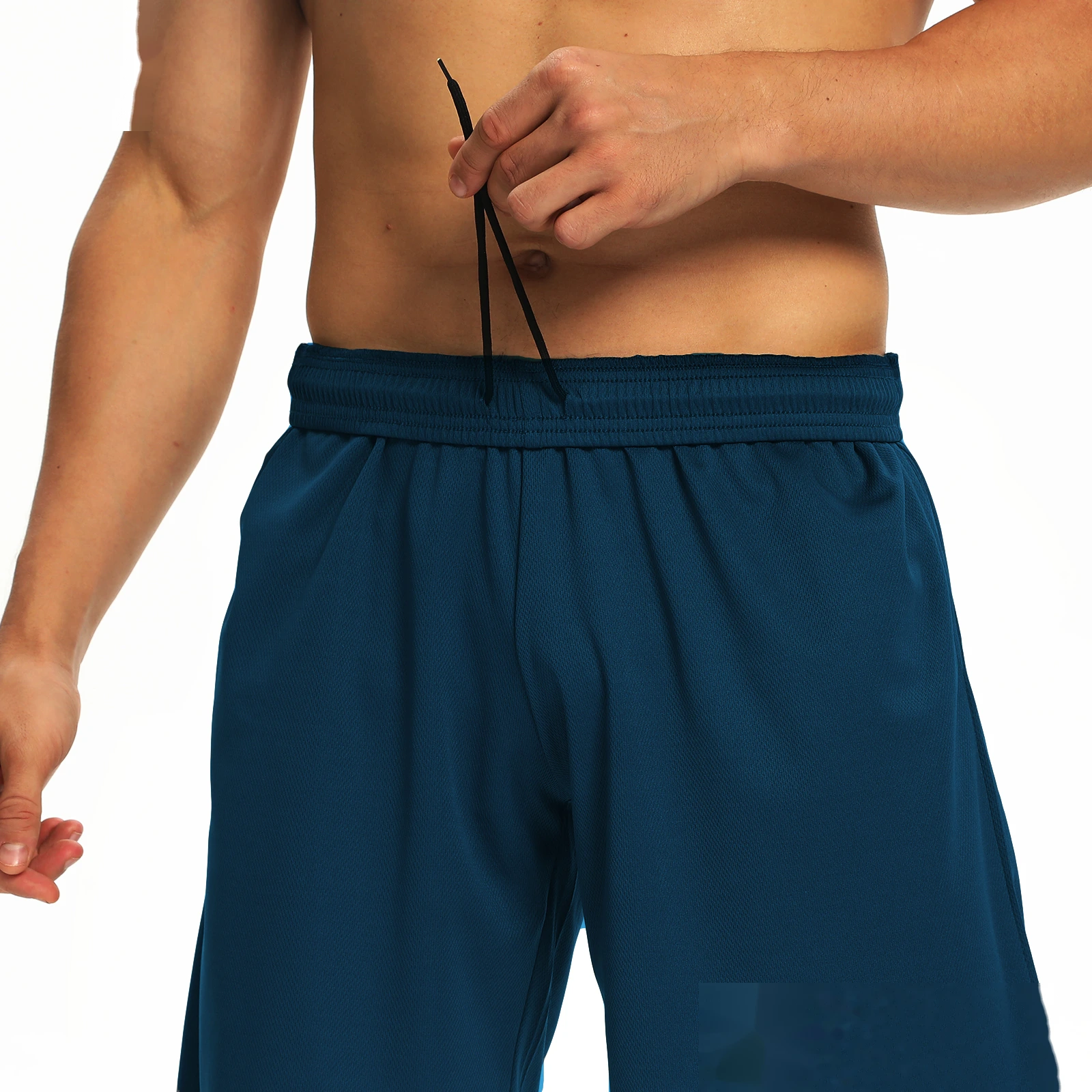 Summer outdoor moisture-absorbing breathable leisure thin loose fitness training quick-drying running shorts men detail