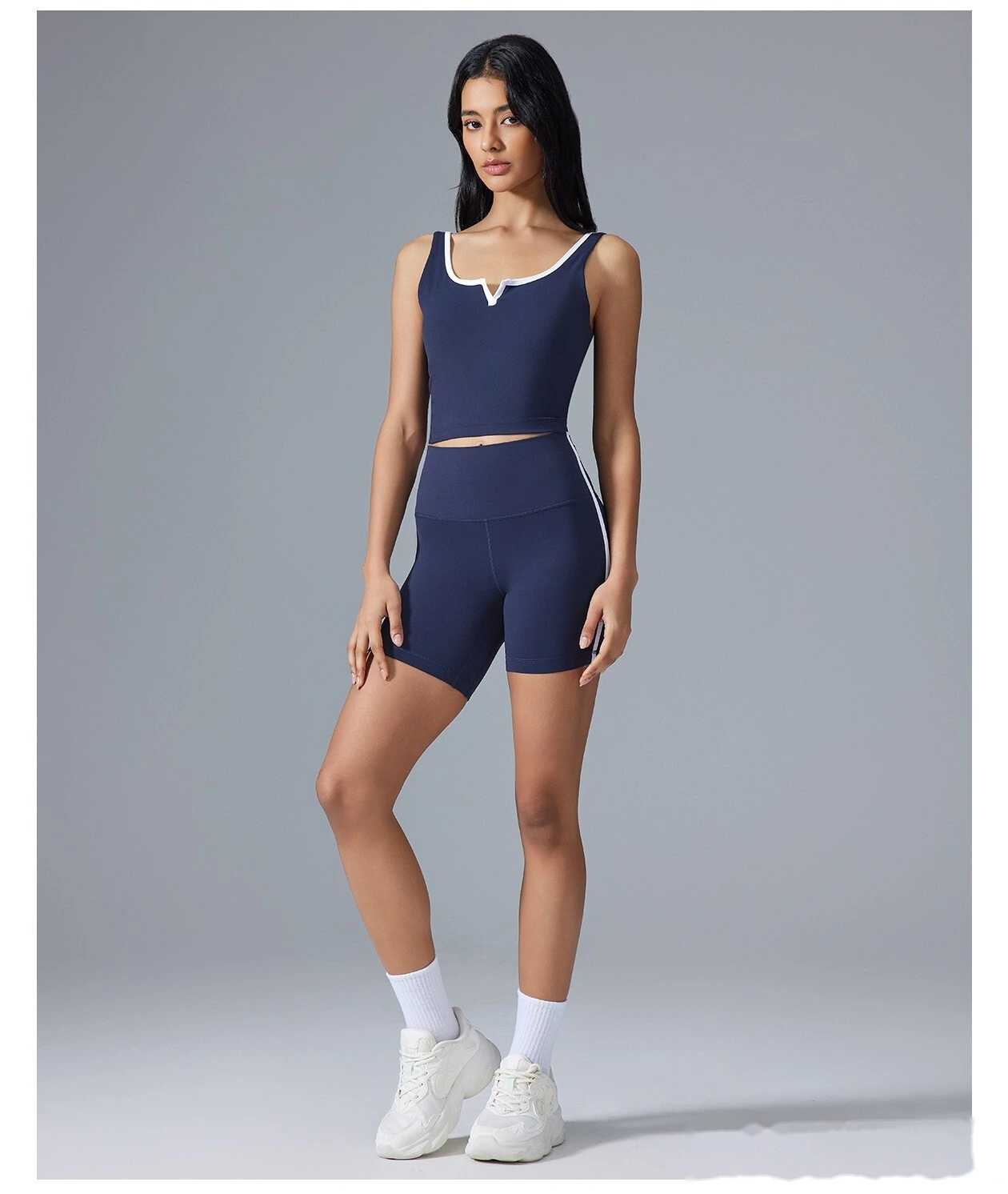 Customized fitness cycling shorts yoga pants tight elastic three-point sports shorts female summer detail