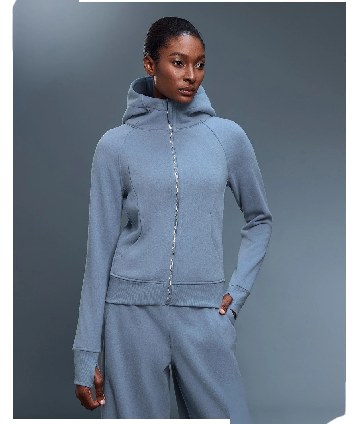 Customized autumn and winter yoga coat Long sleeve slim slimming plus velvet sweater coat. detail