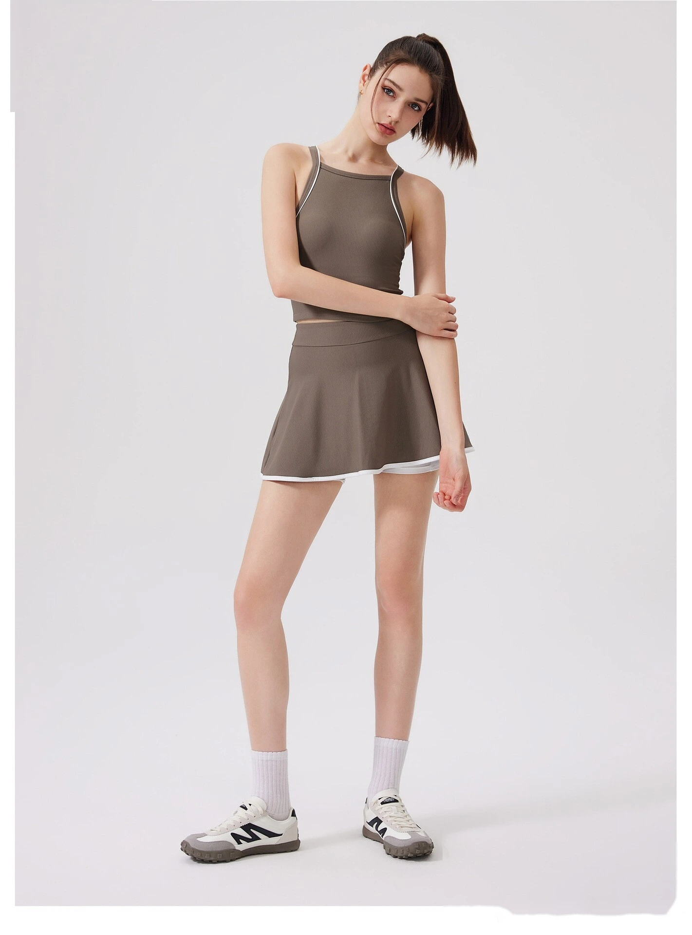 Customized quick-drying sports short skirt sports fitness yoga A-shaped short skirt sports tennis skirt detail