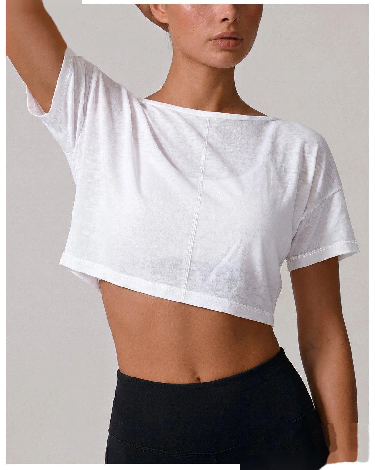 Customize the new summer women's outdoor running T-shirt and quick-drying Pilates fitness yoga short-sleeved shirt. detail