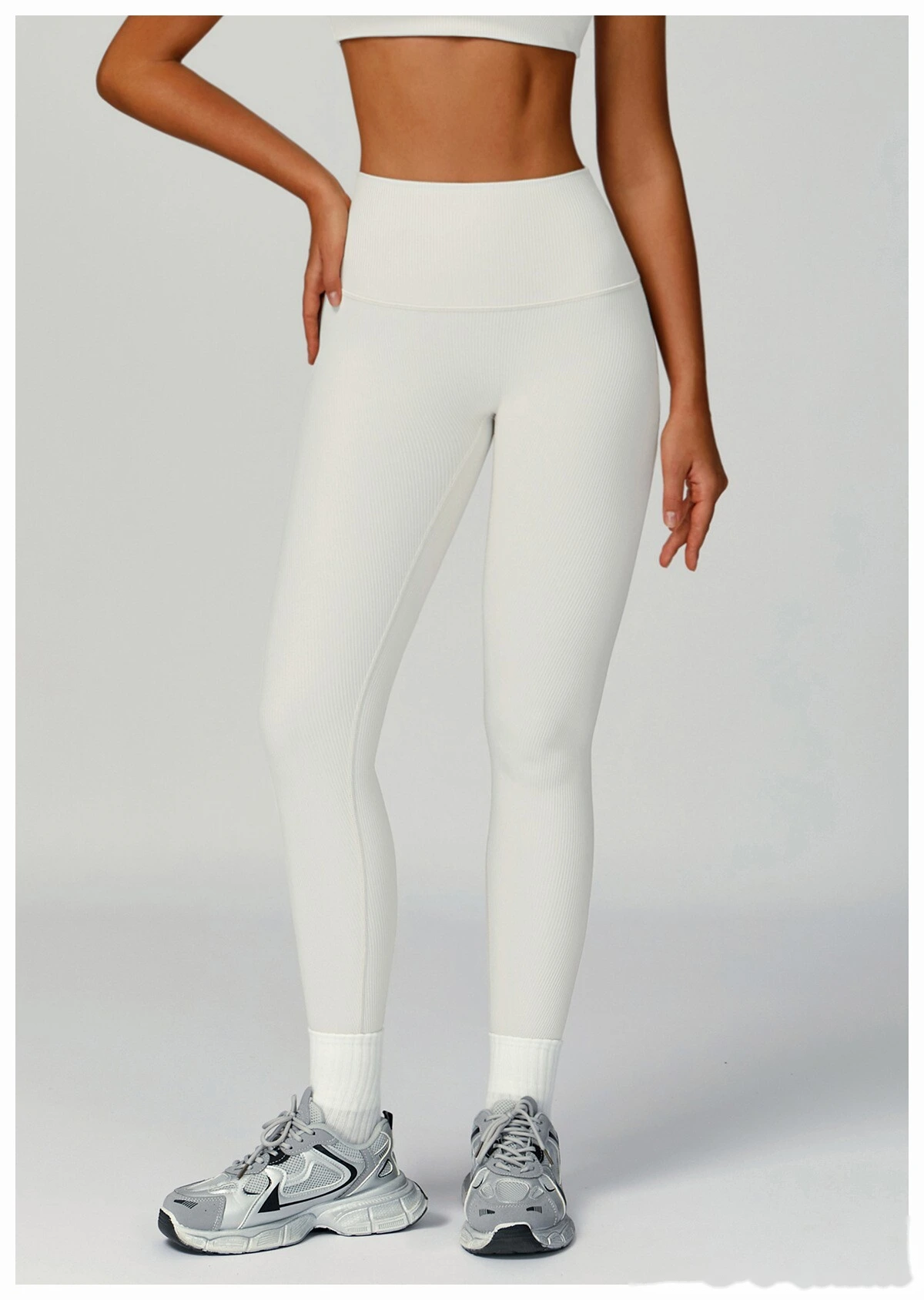 Threaded yoga pants, high waist, hips and slim tights, outdoor sports and running fitness clothes detail