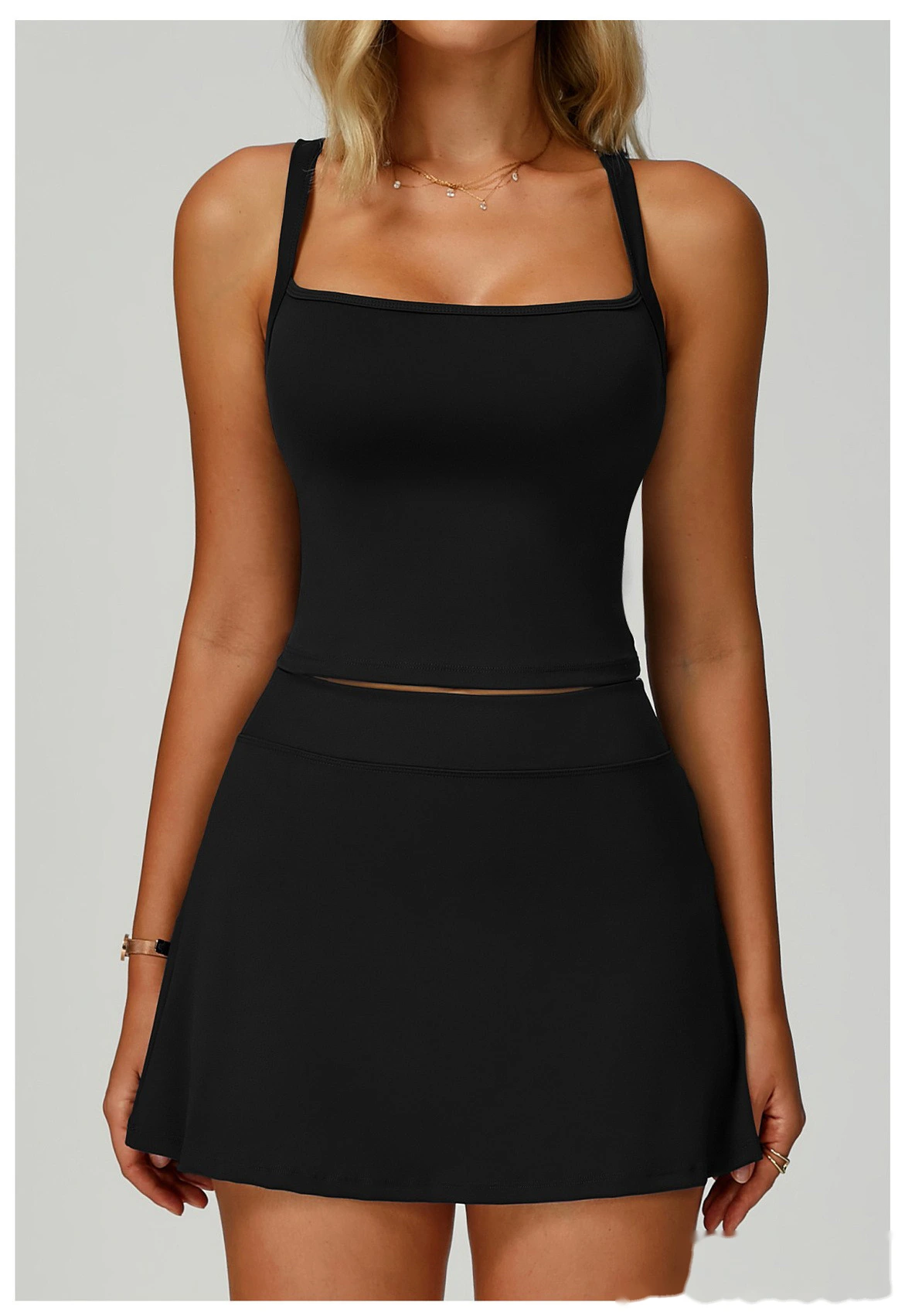Custom shoulder strap yoga vest with bare back and slim outdoor running fitness vest set detail