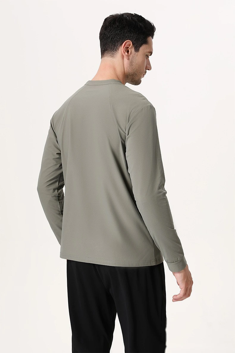 Customized men's long sleeve leisure sports fitness pocket T-shirt detail