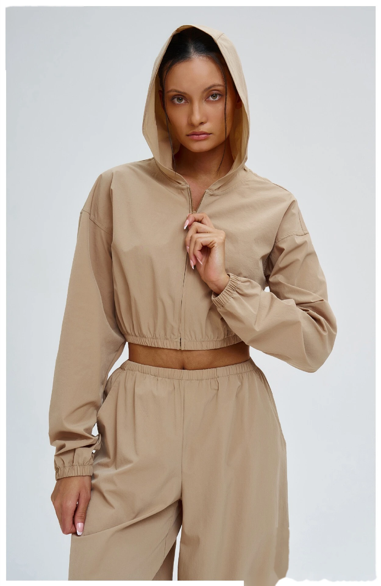 Custom Sun Protection Sports Jacket - Full-Zip Windproof Hooded Coat for Cycling & Hiking detail