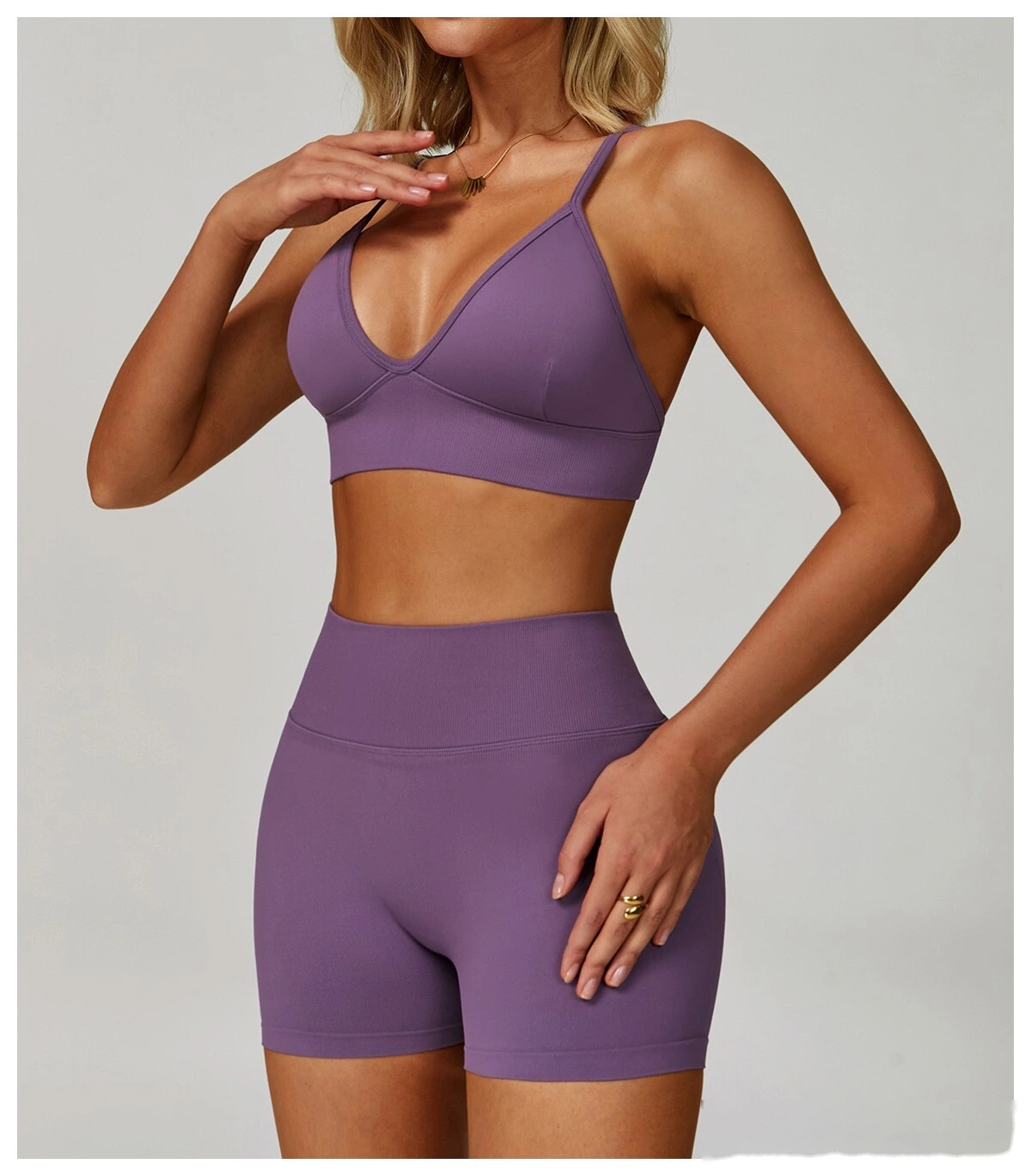 Custom-made yoga bra with beautiful back and quick-drying sports coat and running fitness yoga clothes. detail