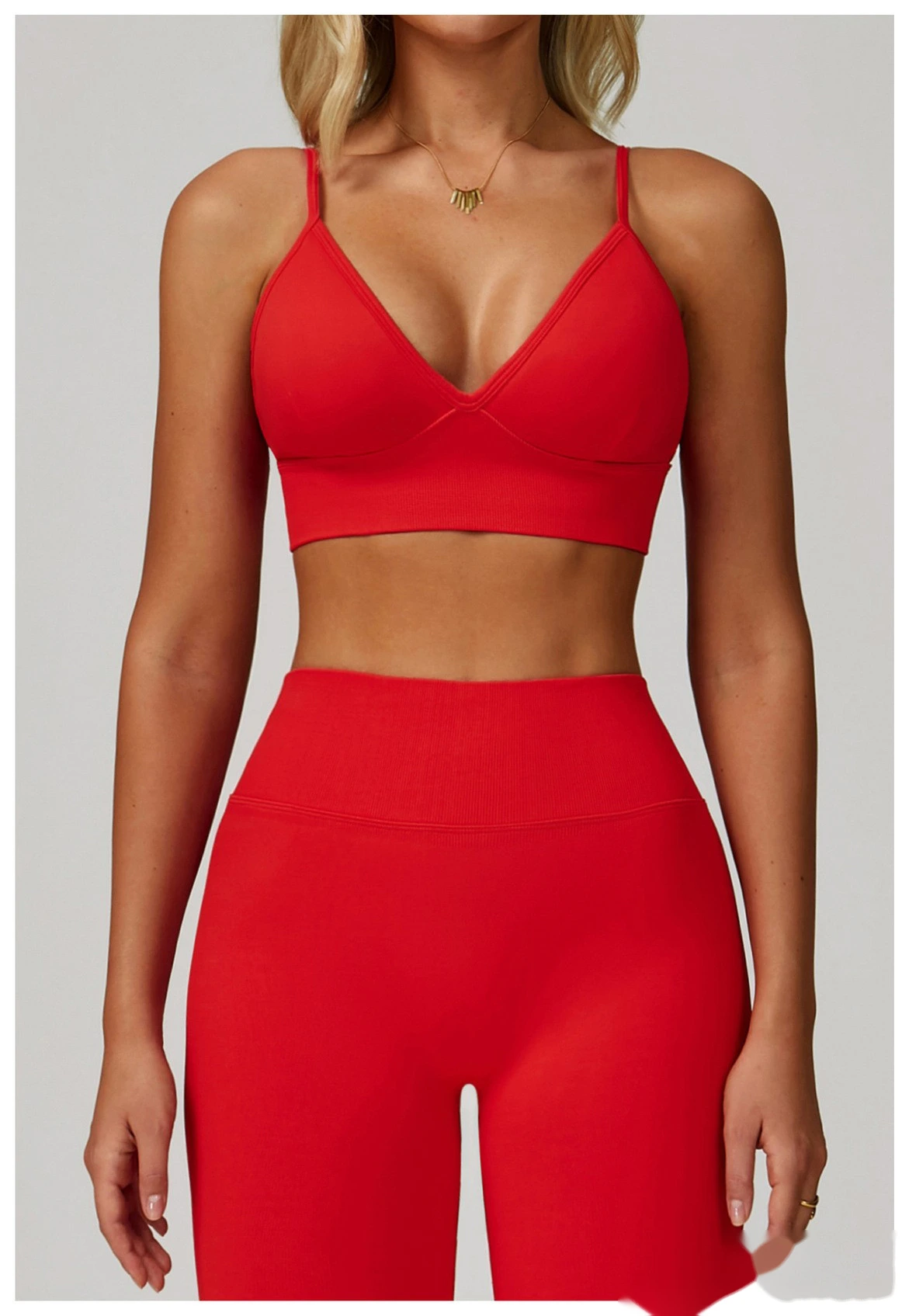 Custom-made yoga bra with beautiful back and quick-drying sports coat and running fitness yoga clothes. detail