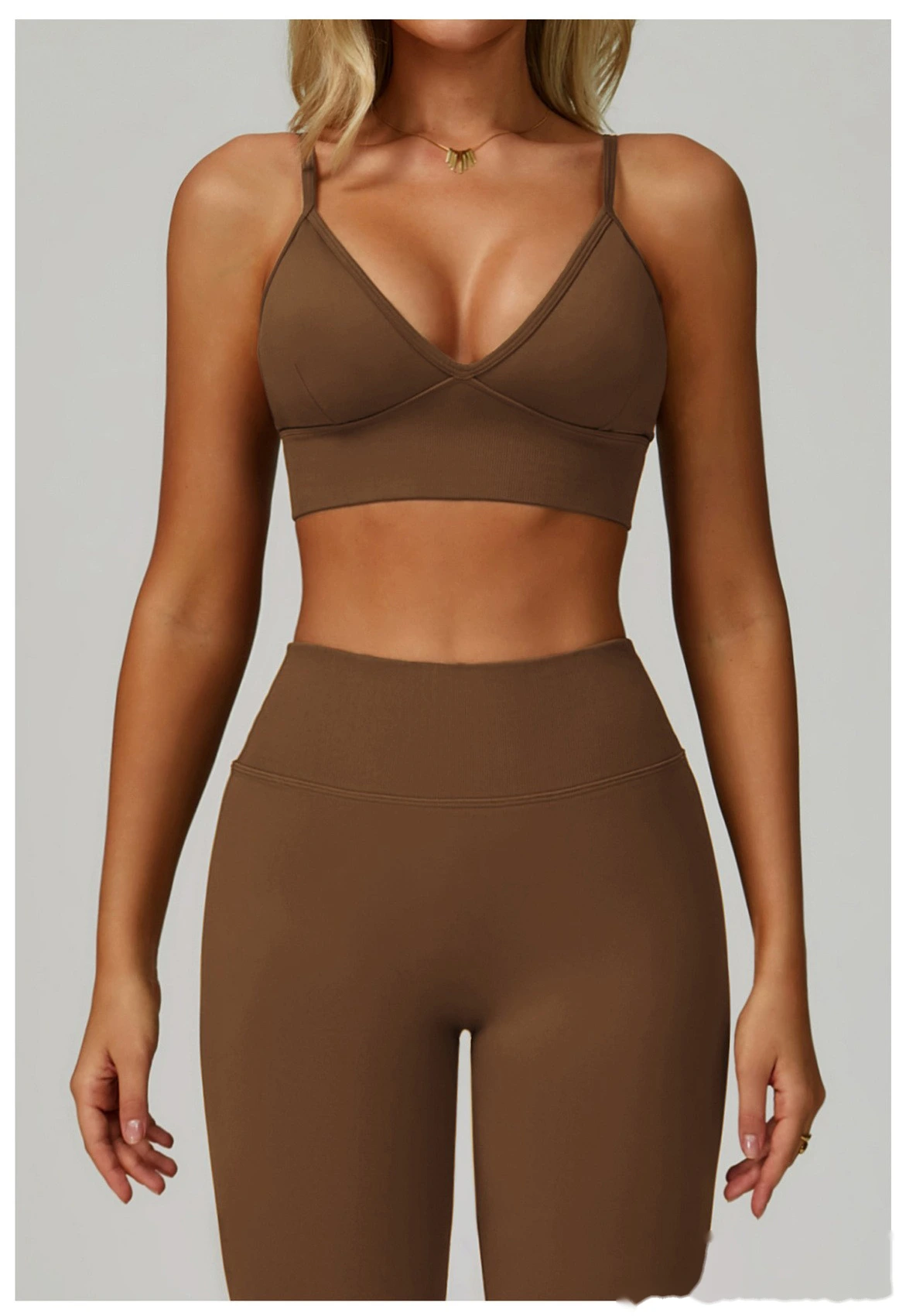 Custom-made yoga bra with beautiful back and quick-drying sports coat and running fitness yoga clothes. detail