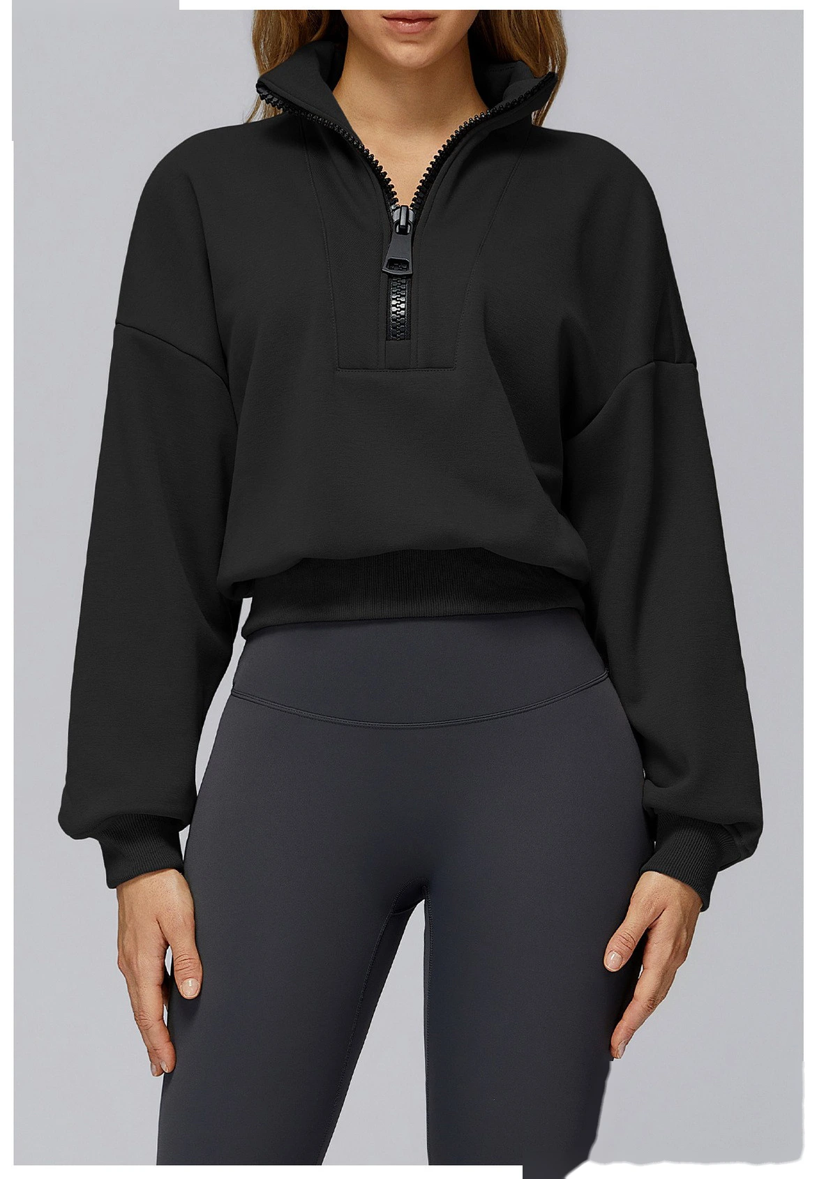 Customized autumn and winter stand collar loose sweater warm and casual outdoor sports sweater top detail