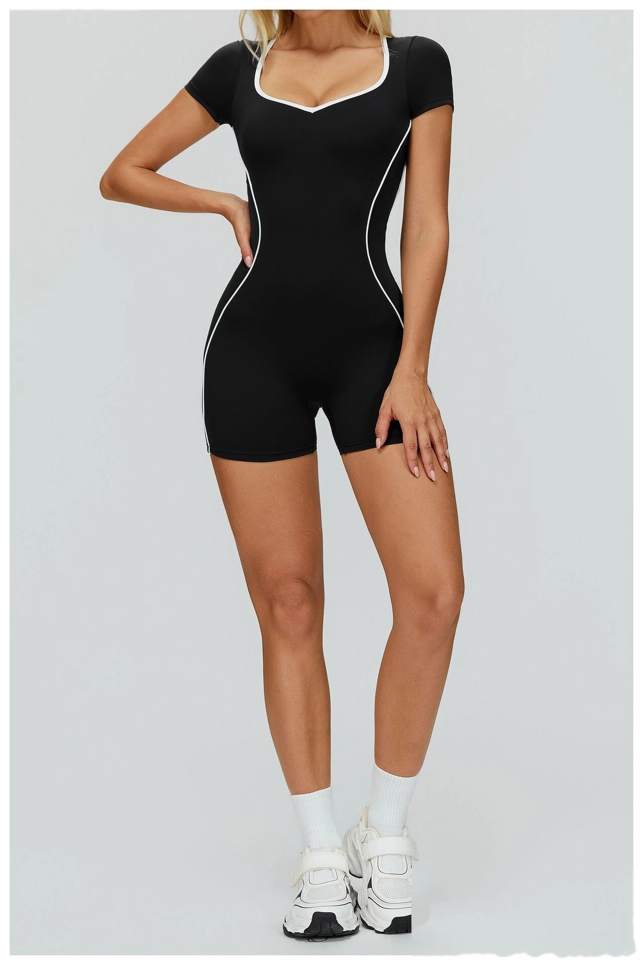 Custom Naked-Feel Yoga Jumpsuit - Women’s Color Block Openwork Cutout Back Tight Fitness Running Bodysuit detail