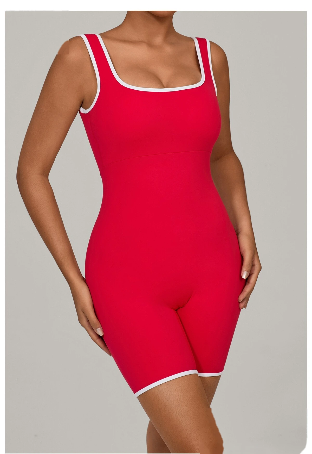 Customized contrast stitching generous neck sports jumpsuit yoga clothes backless outdoor fitness jumpsuit detail