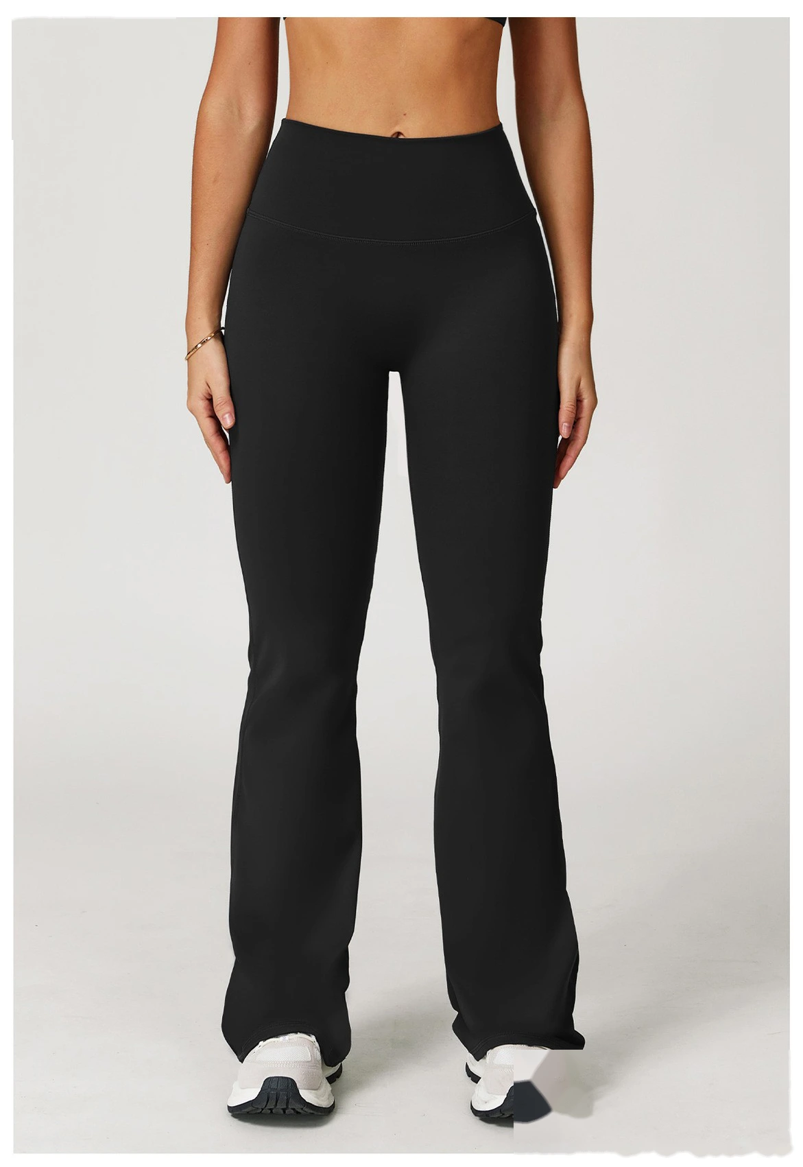 Soft and comfortable flared pants, wide legs and slim trousers, outdoor running and fitness pants detail