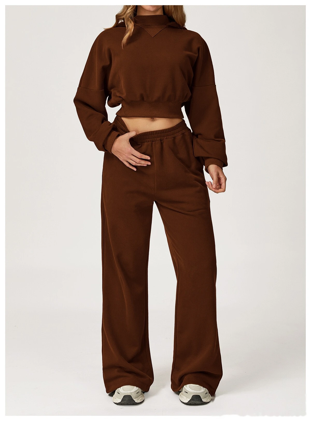 Customized autumn and winter high waist pants wide-leg pants loose outdoor leisure sports running pants detail