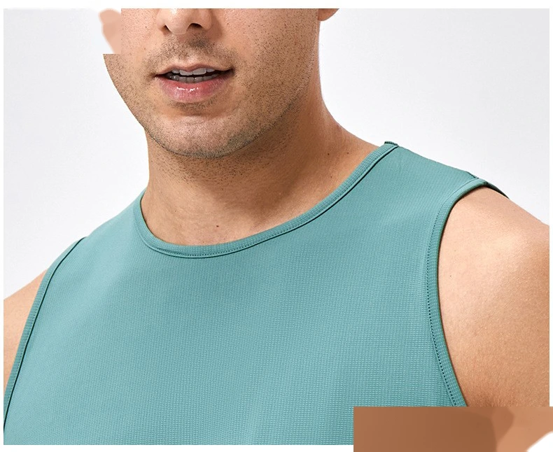 Customized men's breathable and comfortable high-elastic sports fitness vest detail