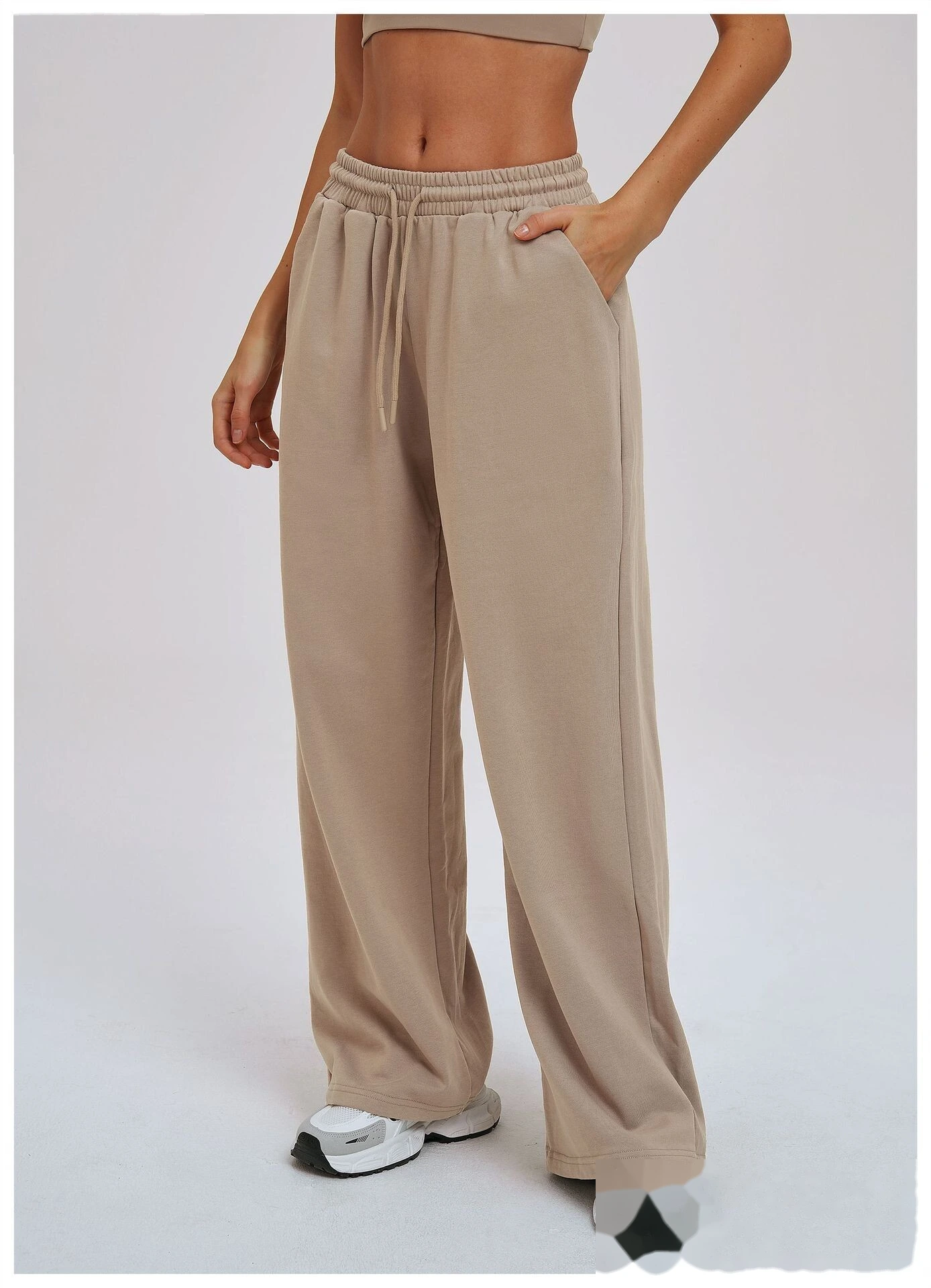 Custom Outdoor Running Sweatpants - New European-American Loose Wide-Leg Straight Casual Trousers detail