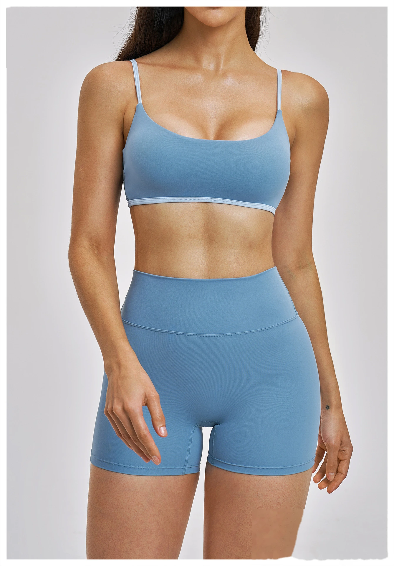 Custom Women’s Thin Shoulder Strap Beauty Back Sports Bra Fake Two Piece Tennis Skort Yoga Fitness Set detail