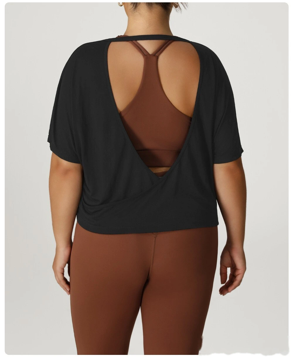 Custom-made plus-size sports blouses, fitness clothes, T-shirts and women's plus-size yoga clothes tops. detail