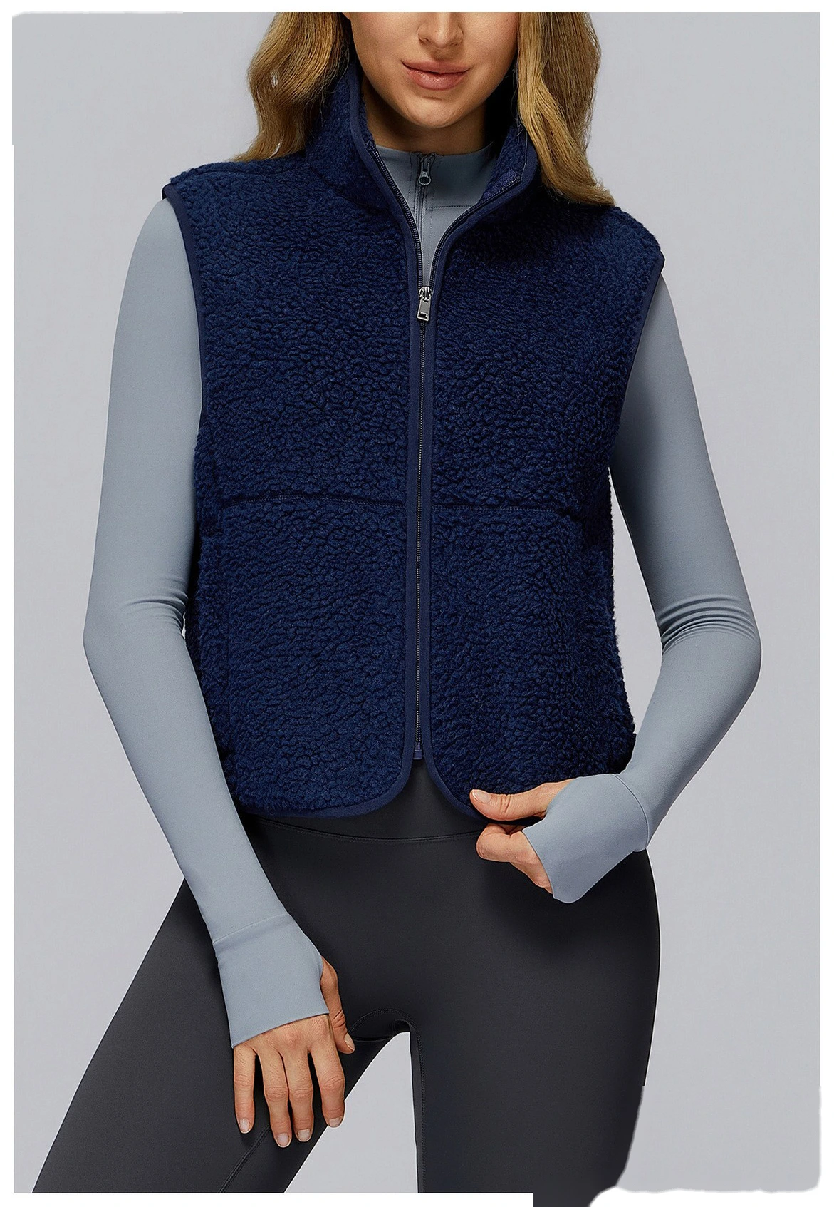 Customized velvet warm sports vest outdoor running fitness sleeveless vest vest detail