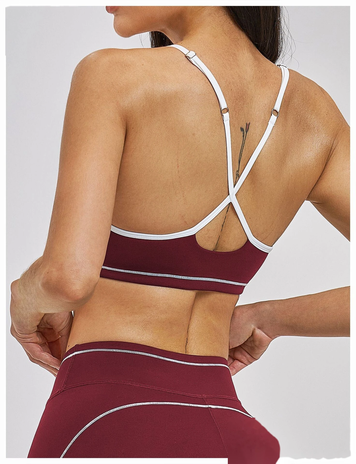 Custom Women’s Color Block Beauty Back Sports Bra Medium Support Yoga Gym Bra detail