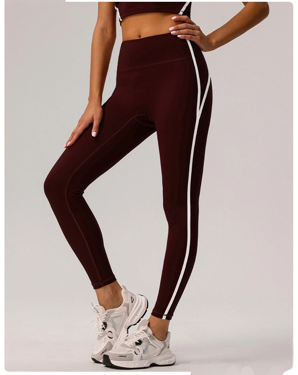 Customized European and American contrast high waist nude yoga pants ladies running fitness tight sports pants detail