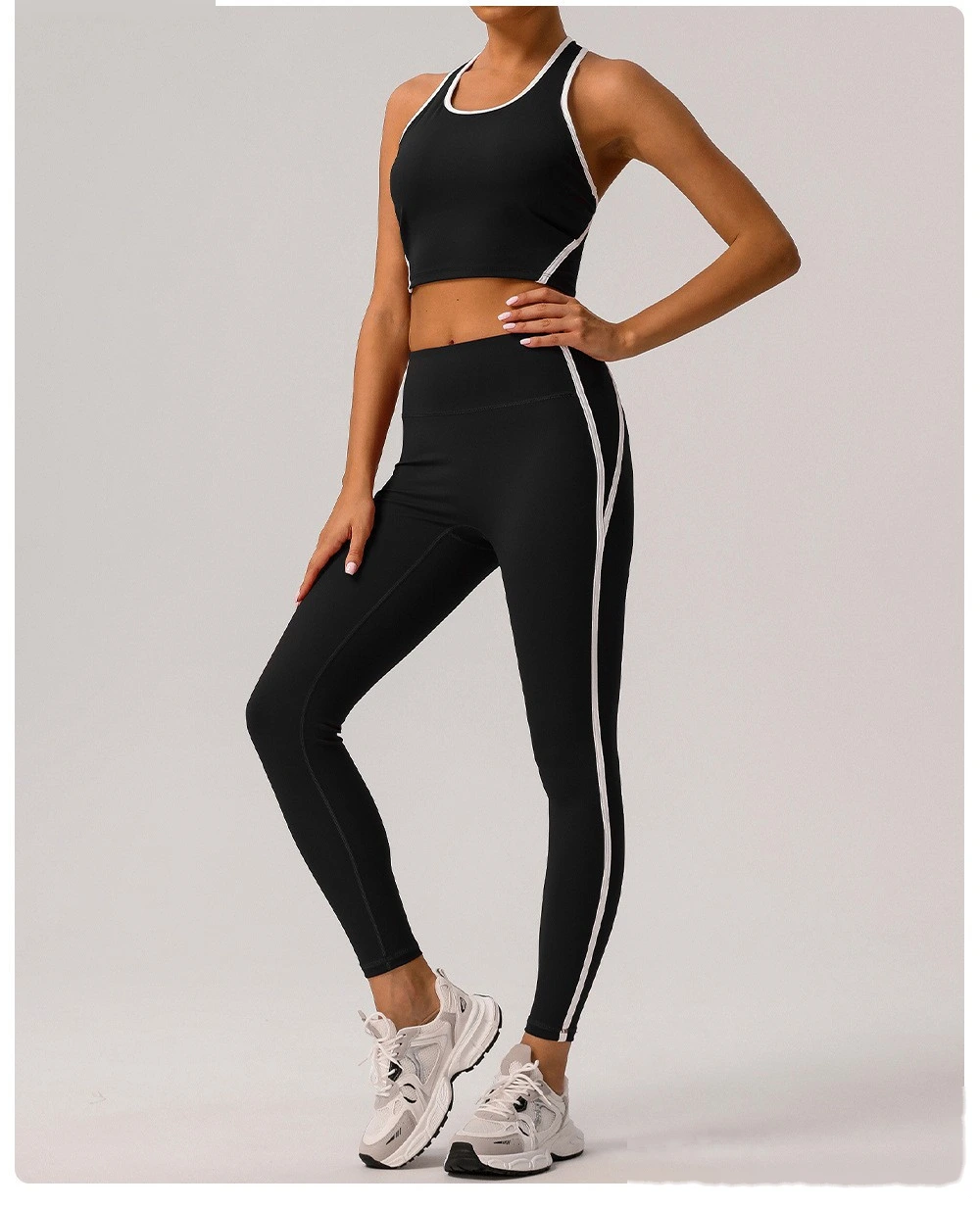 Custom-made tight-fitting nude contrast sports fitness underwear female worker word beautiful back yoga vest detail