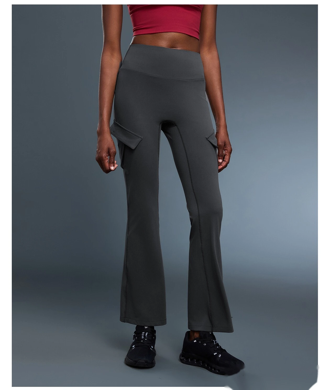 Customized tight-fitting elastic hip lifting tooling pocket bell pants high waist abdomen yoga pants detail