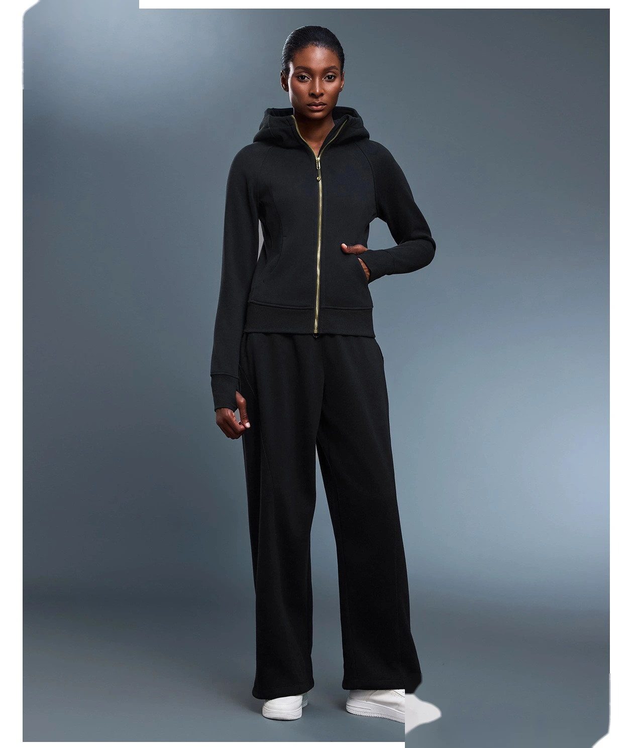 Customized autumn and winter yoga coat Long sleeve slim slimming plus velvet sweater coat. detail