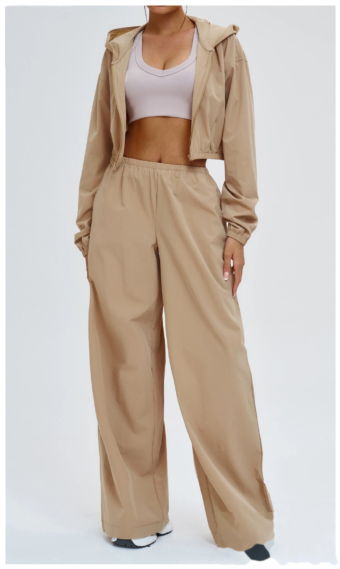 Bulk Custom Outdoor Casual Sports Suit - Hooded Windproof Coat & Loose Workout Sweatpants detail