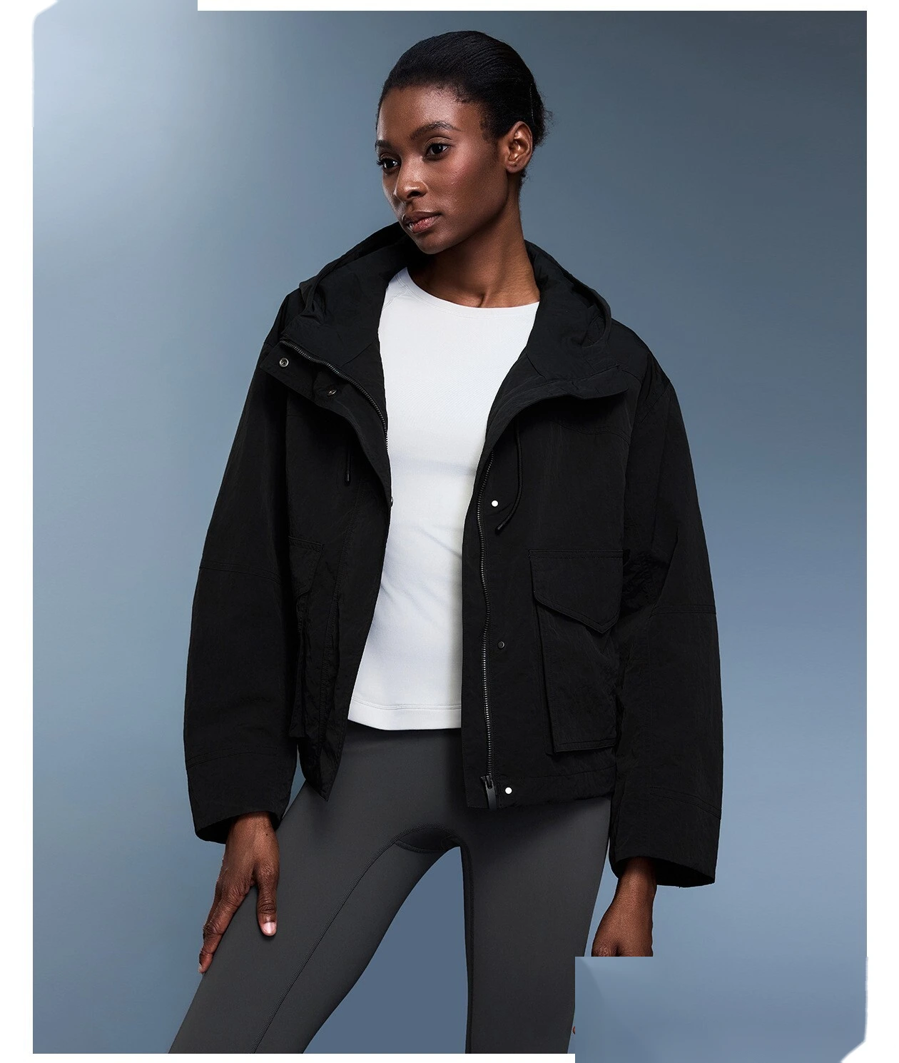 Customized light outdoor waterproof hooded jacket casual windbreaker jacket female autumn. detail